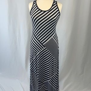 Faded Glory scoop neck sleeveless Maxi - Large